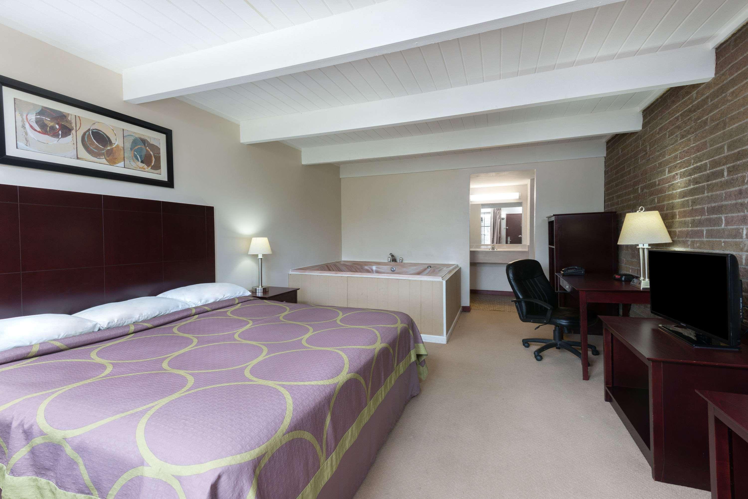 Super 8 By Wyndham Beaver Falls Luaran gambar